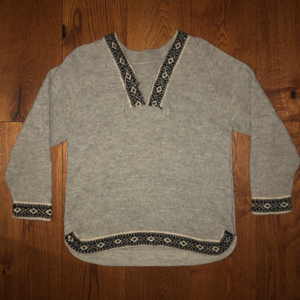 Grey oversized knit sweater 🐨